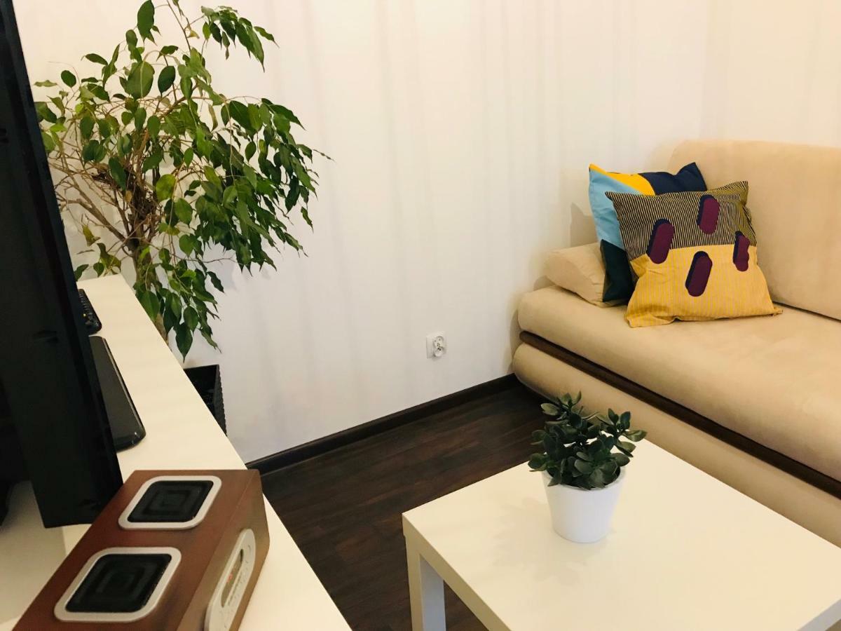 Bird House Apartment In The City Center Краків Екстер'єр фото