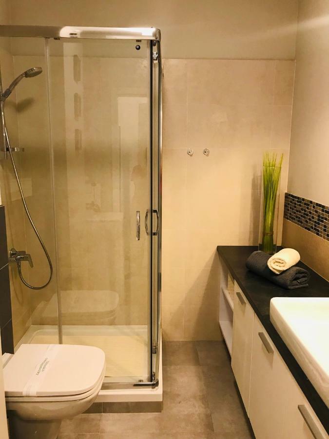 Bird House Apartment In The City Center Краків Екстер'єр фото